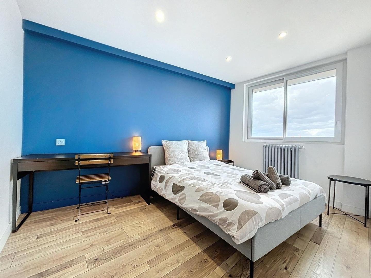 Le Balcon - Vue Sur Canal De Brienne Apartment